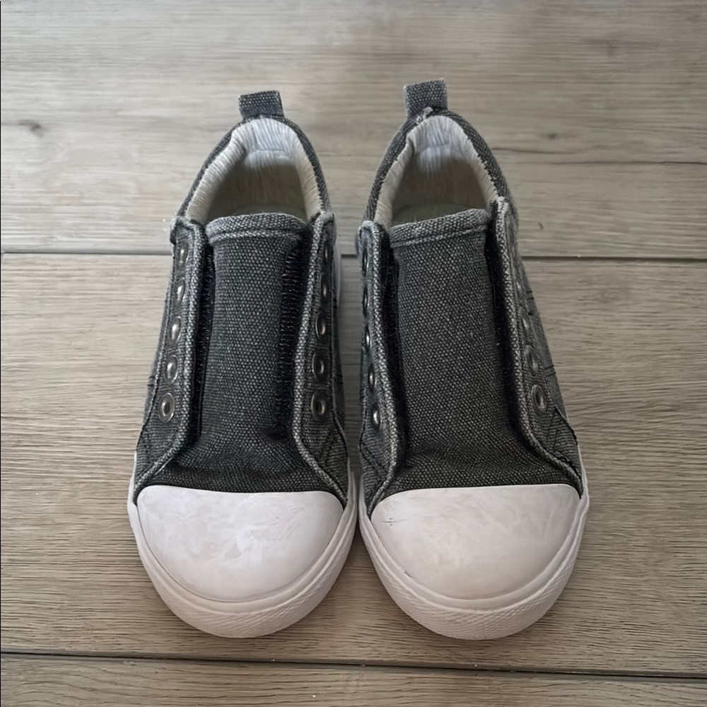 Cat & Jack Gray Slip-On Kids Sneakers